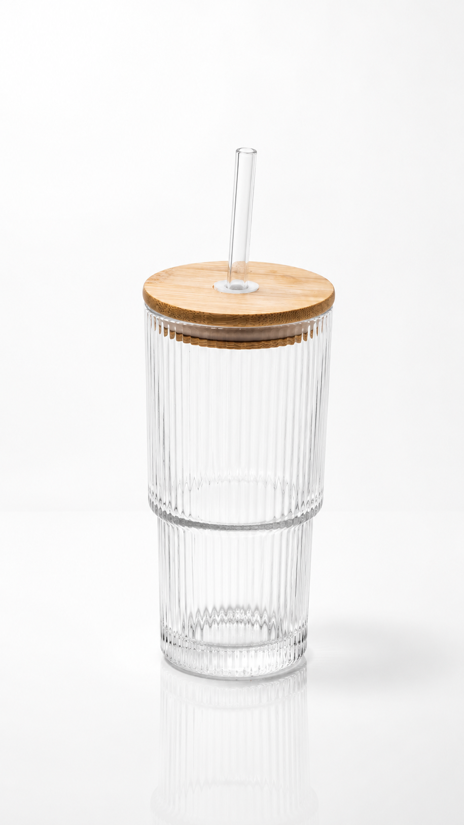 Tall ribbed_fluted tumbler with bamboo lid and glass straw
